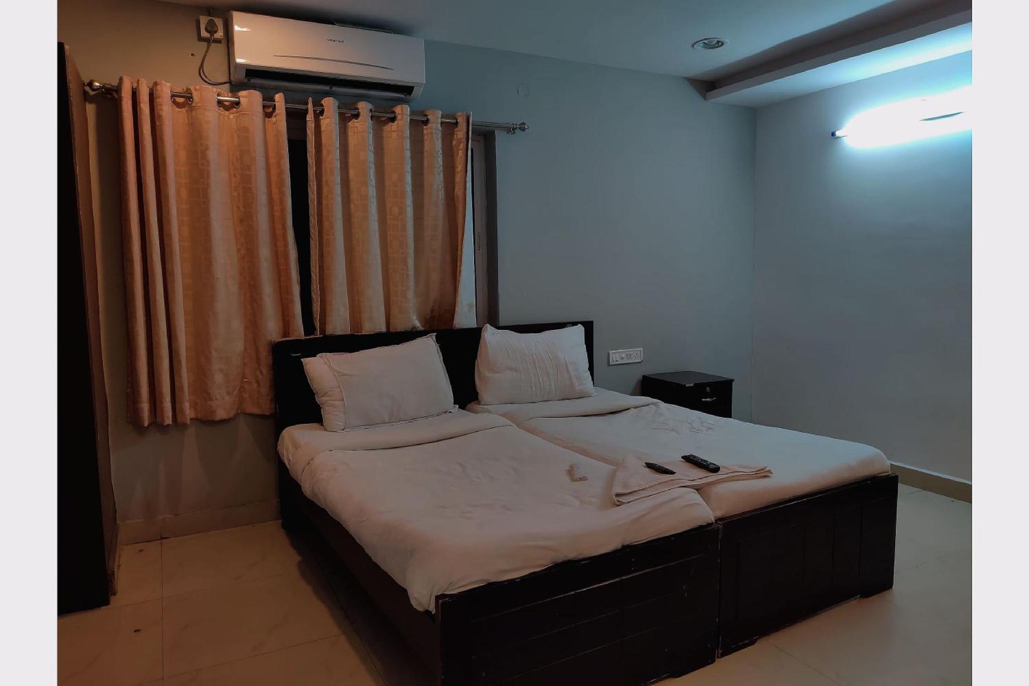 Collection O Jubilee Banjara Suites Хайдарабад Экстерьер фото